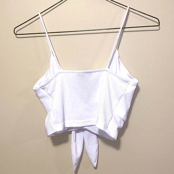 Dynamite- white crop top - Picture 2 of 3